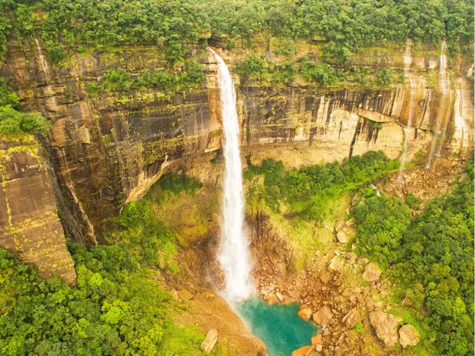 Nohkalikai Falls